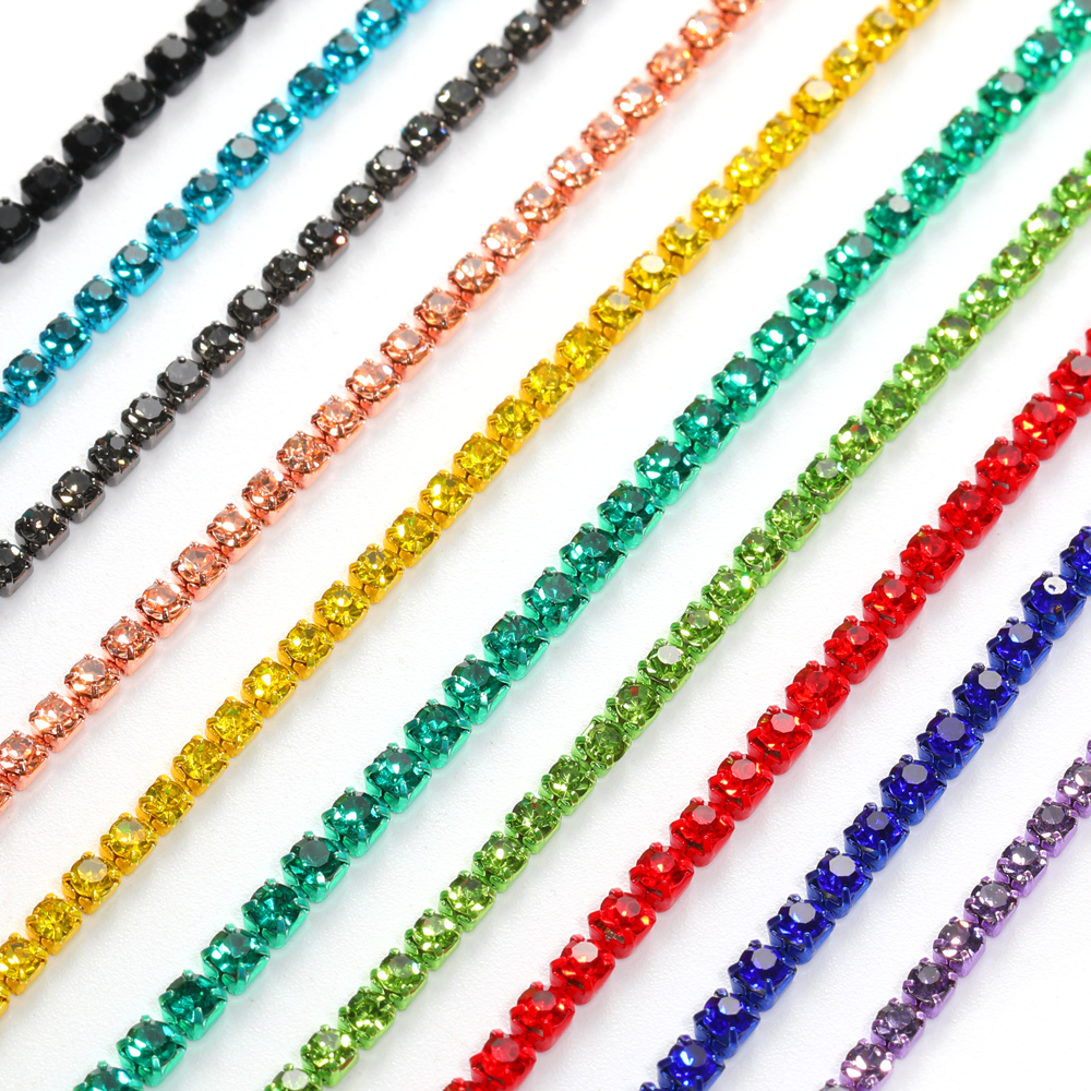 Art Craft Cup - SS4-SS16 1 Yard Red Green Glass