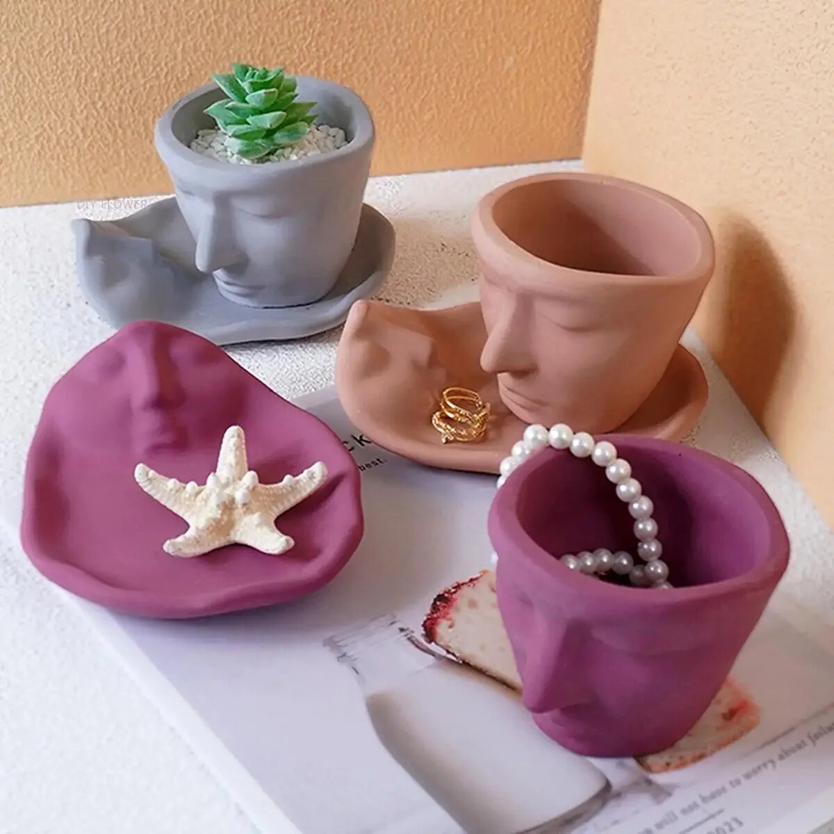 Abstract Face Jar Tray Silicon - Art Craft Cup review and price